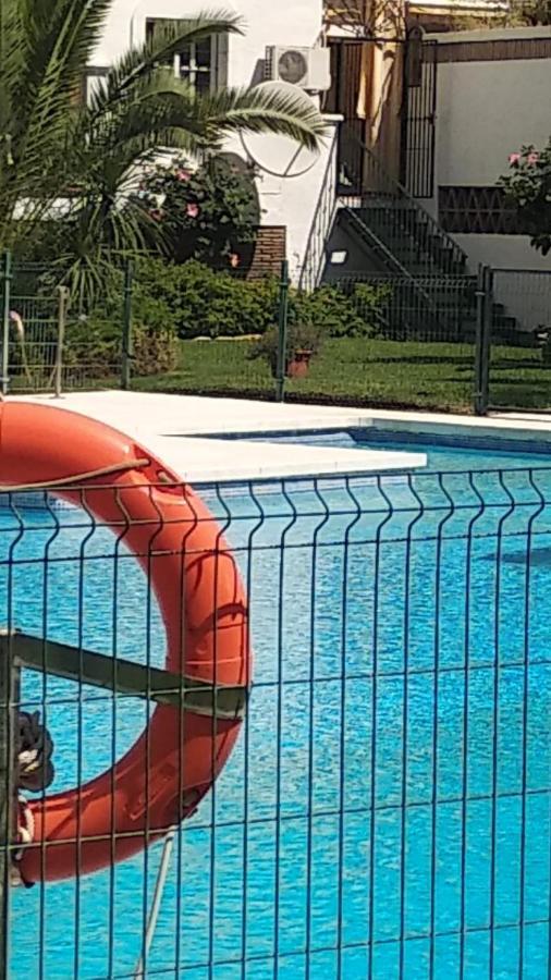 Apartamento Con Piscina Y Terraza Junto A La Playa Appartement *