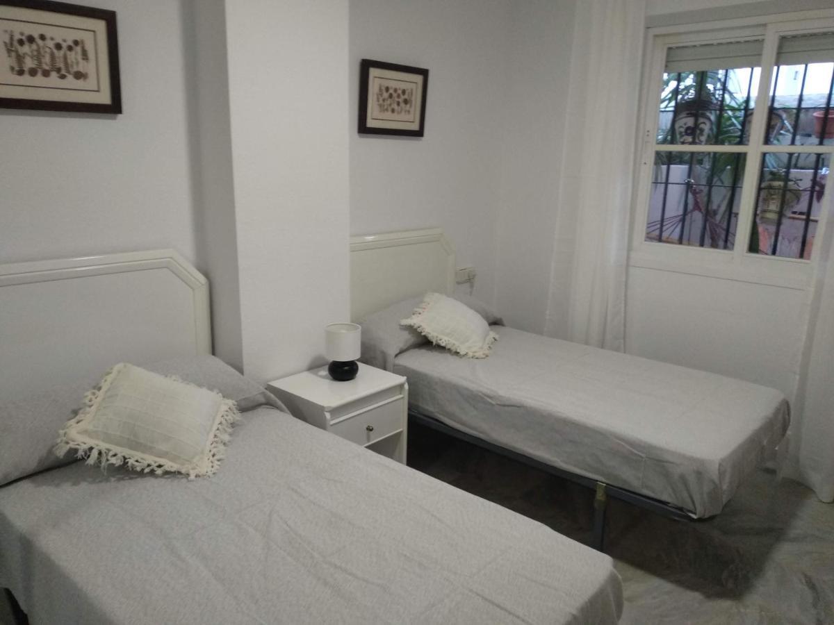 Apartamento Con Piscina Y Terraza Junto A La Playa Benalmádena